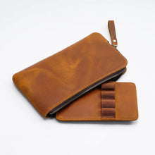 Load image into Gallery viewer, Heritage Leather Zipper Case - Limited Edition