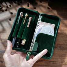Load image into Gallery viewer, Voyager Leather Fountain Pen Case