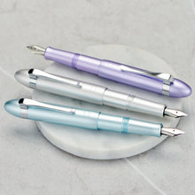 Load image into Gallery viewer, M1 Submarine Mini Fountain Pen – Travel Edition