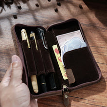 Load image into Gallery viewer, Voyager Leather Fountain Pen Case