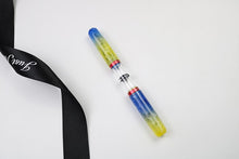Load image into Gallery viewer, GlassyGrip Dual Nib Fountain Pens