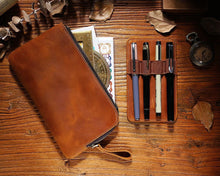 Load image into Gallery viewer, Heritage Leather Zipper Case - Limited Edition