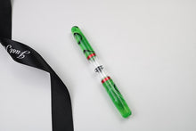 Load image into Gallery viewer, GlassyGrip Dual Nib Fountain Pens