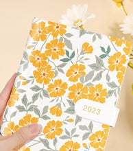 Load image into Gallery viewer, Japanese Floral Season 2023 Leather Planners (4 Colors)