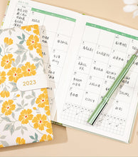 Load image into Gallery viewer, Japanese Floral Season 2023 Leather Planners (4 Colors)