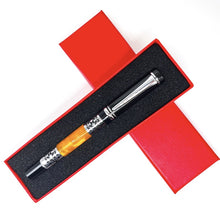 Load image into Gallery viewer, Vintage Style Classic Fountain Pens (2 Designs)