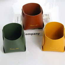 Load image into Gallery viewer, Fashion Life Series Leather Pen Holder