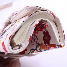 Load image into Gallery viewer, Japanese Vintage Fabric Spiral Notebook
