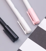 Load image into Gallery viewer, Signature Japanese Pattern Gel Pen Set - (6 pcs)