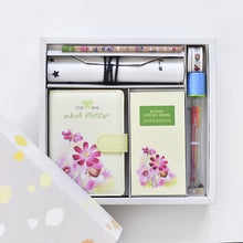 Load image into Gallery viewer, Weekly Planner Notebook Set - Original Kawaii Pen