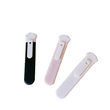 Load image into Gallery viewer, Mini Cat Paw Paper Cutter (3colors)