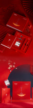 Load image into Gallery viewer, Pilot Hot Red Kakuno Fountain Pen Set - Limited Edition