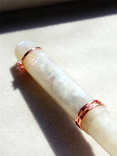 Load image into Gallery viewer, Japanese Cat Claw Fountain Pen – Healing Edition - Original Kawaii Pen
