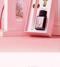 Load image into Gallery viewer, Legacy Signature Fountain Pen Set – Personalized Edition
