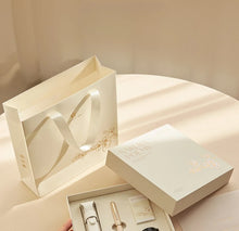 Load image into Gallery viewer, Cherry Whisper Fountain Pen Set
